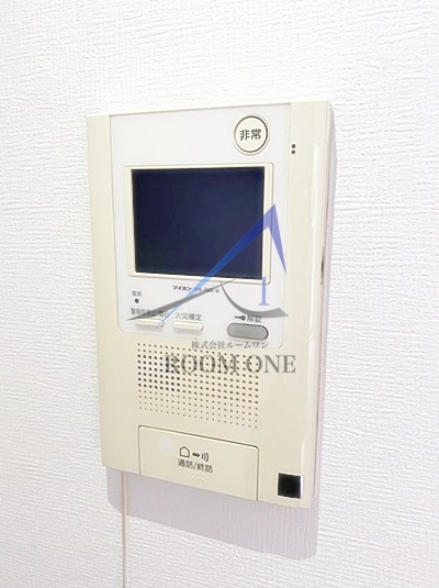 セキュリティ　モニター付きインターホンです。