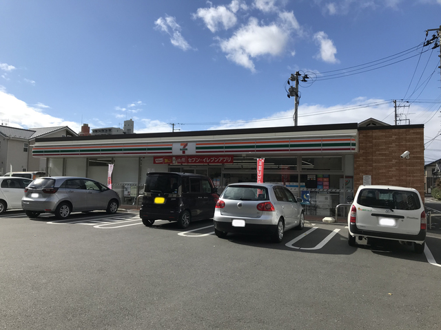 コンビニ　セブンイレブン郡山本町2丁目店（コンビニ）まで826m