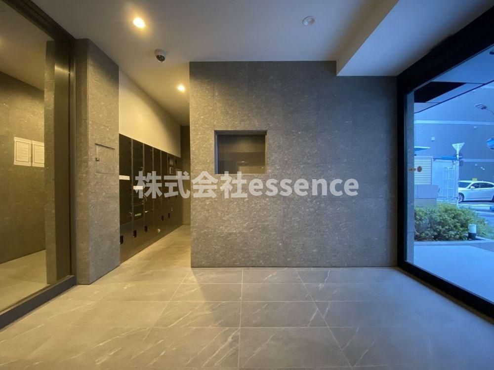 ロビー　弊社ではオンライン対応・現地対応可能です♪