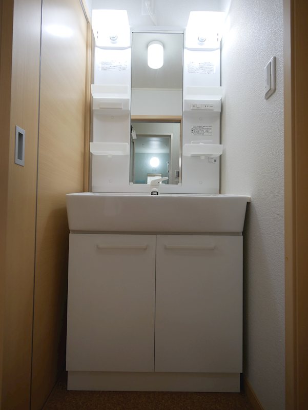 洗面設備　洗面化粧台