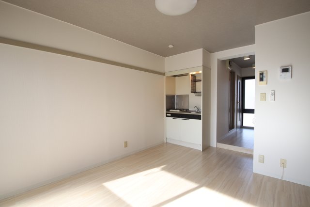 居室・リビング　※別室の参考写真の為、現況優先です。