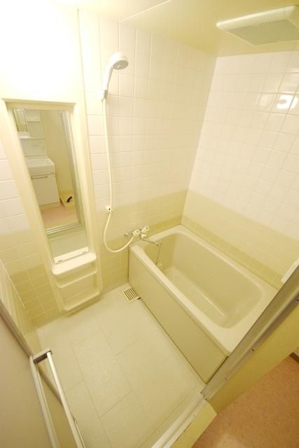 バス・シャワールーム　★お問い合わせはタウンハウジングまで★