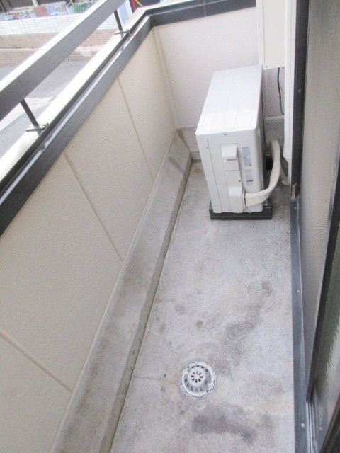 バルコニー　バルコニー