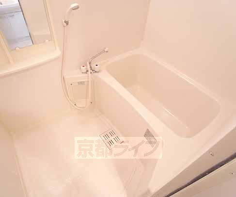 バス・シャワールーム　ゆったりお風呂でのんびり。