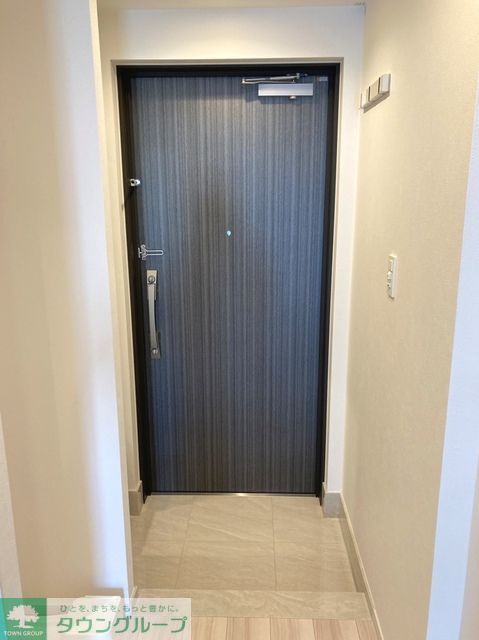 玄関　※写真は同タイプ住戸です。