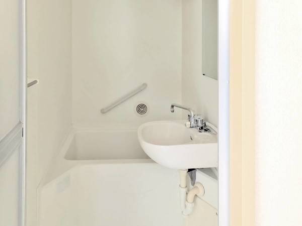 バス・シャワールーム　ビレッジハウスの同一物件・同一タイプの間取りの写真です