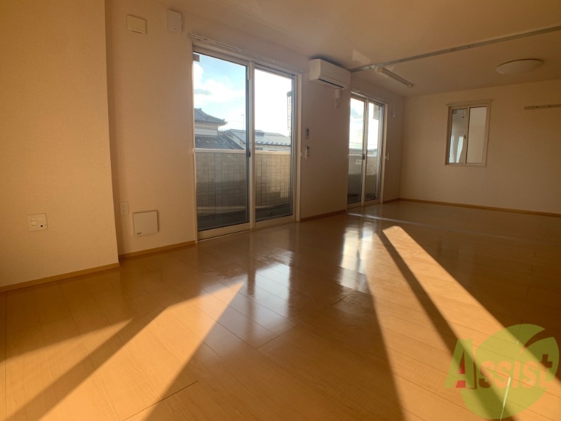 居室・リビング　１３．８帖のリビングです。広々としていますね。