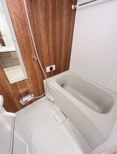 バス・シャワールーム　※別部屋参考写真