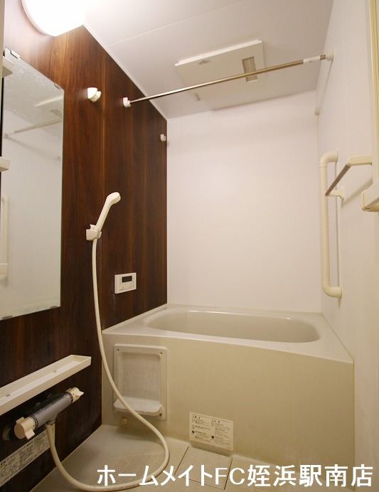 バス・シャワールーム　★お早めにお電話ください★参考写真