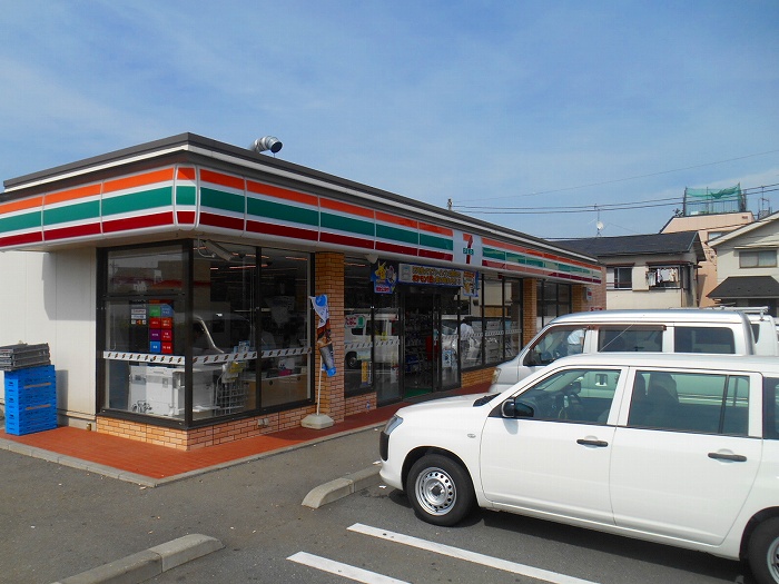 コンビニ　セブンイレブン東恋ケ窪3丁目店（コンビニ）まで124m