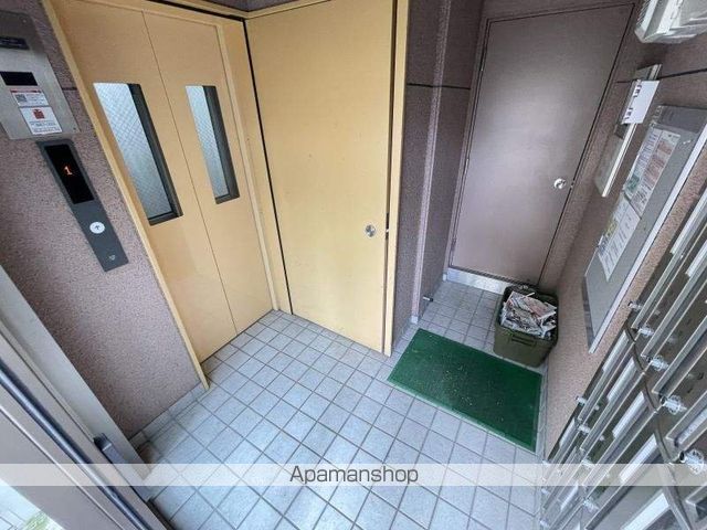 ロビー　ロビー