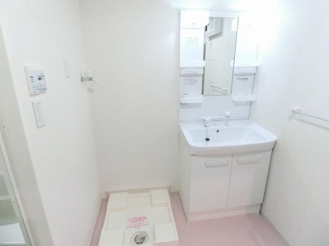 洗面設備　洗面所です