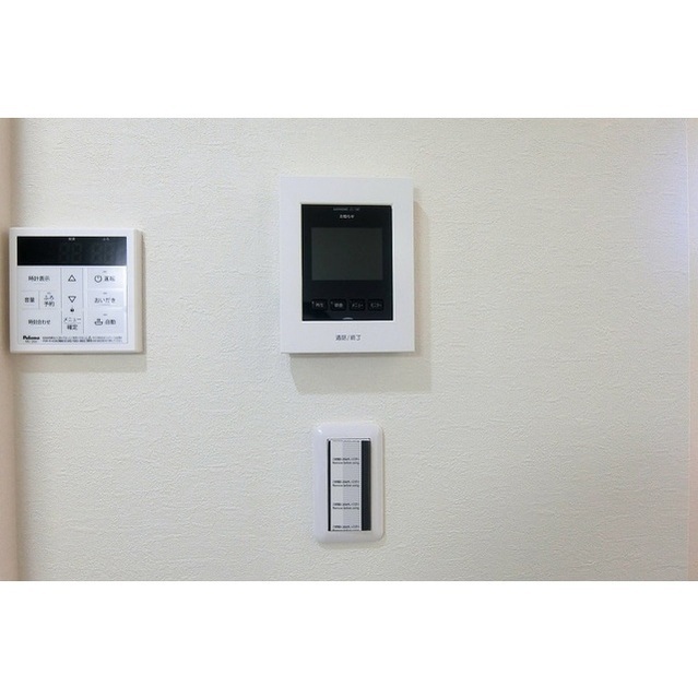 セキュリティ　モニター付きインターホン