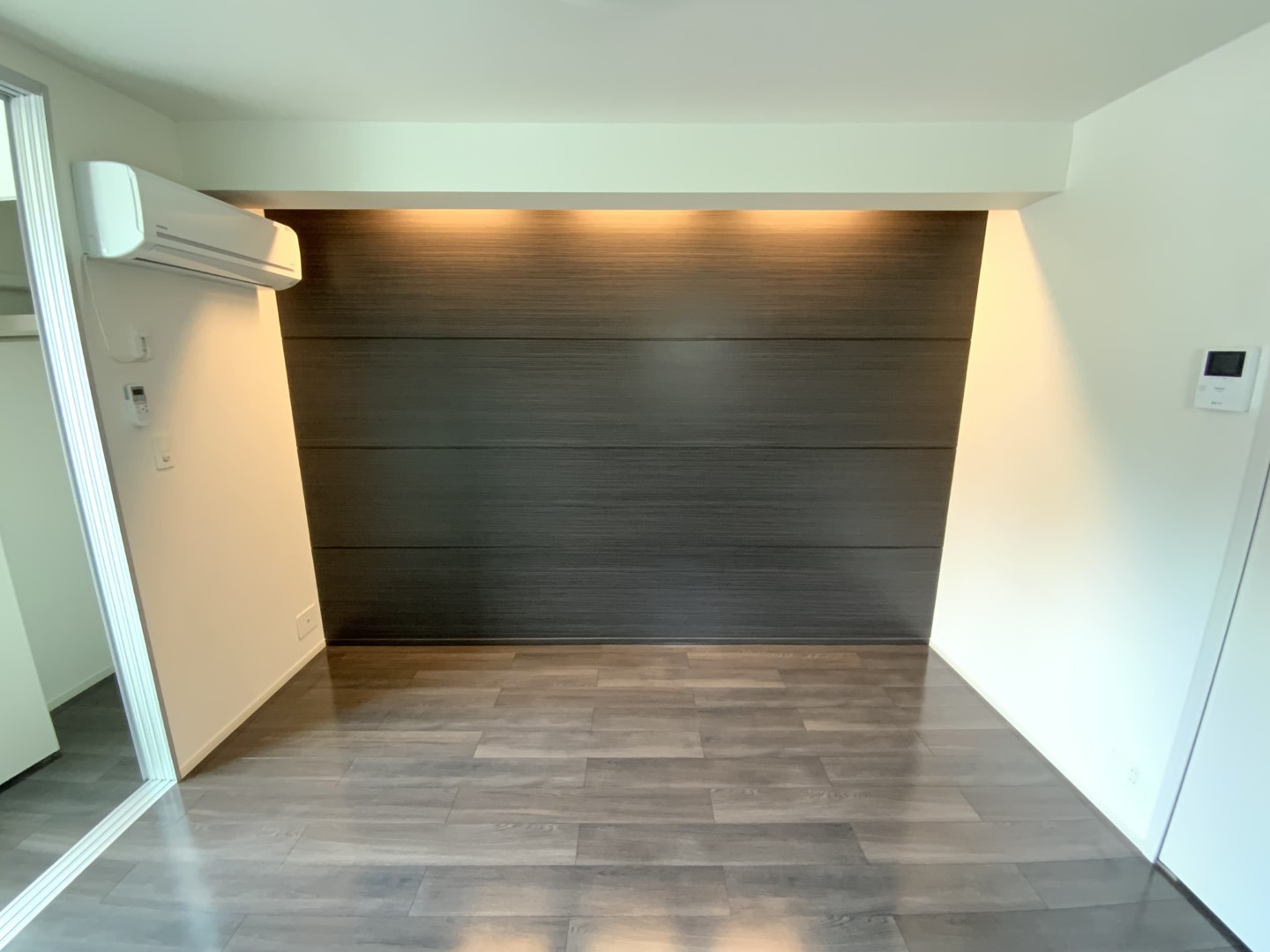 その他　他室参考写真　間接照明ついています