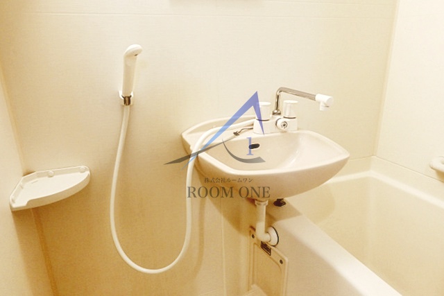 洗面設備　洗面台です。