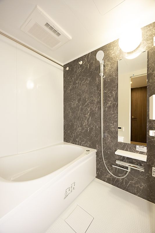 バス・シャワールーム　☆ゆったりくつろげるお風呂☆