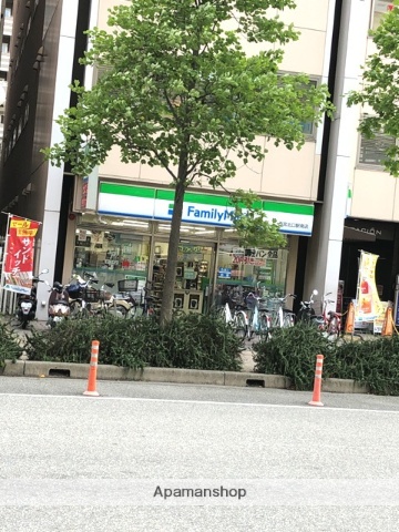 コンビニ　ファミリーマート（コンビニ）まで505m