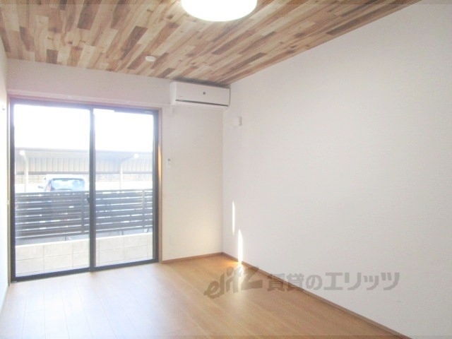 居室・リビング　洋室