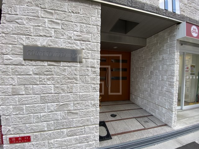 エントランス　コンフォータブル阿波座　エントランス