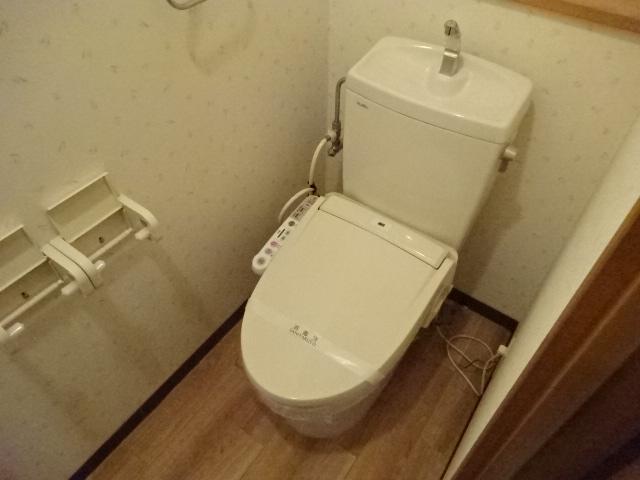 トイレ　シャワー付トイレ