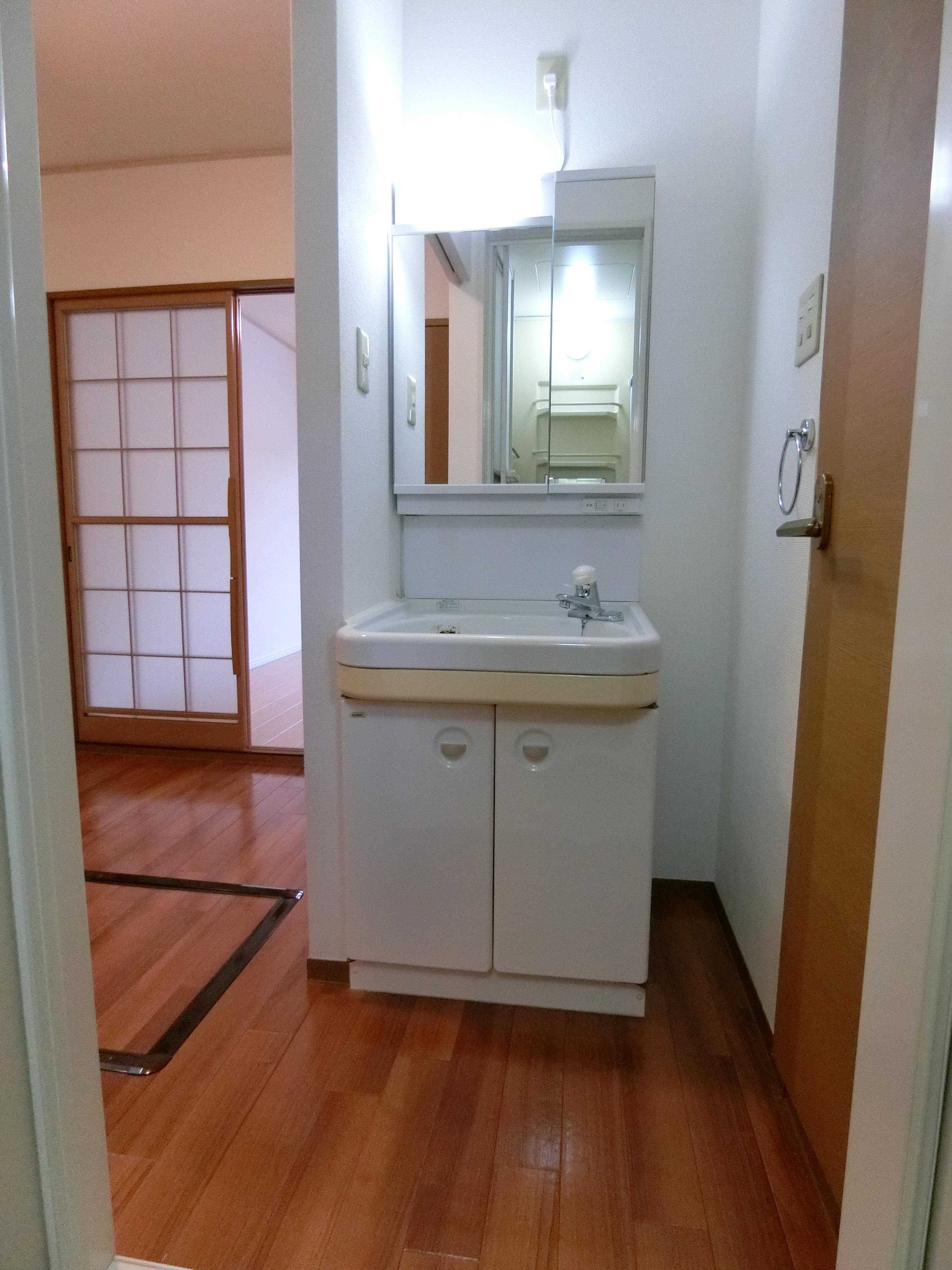 洗面設備　洗面所