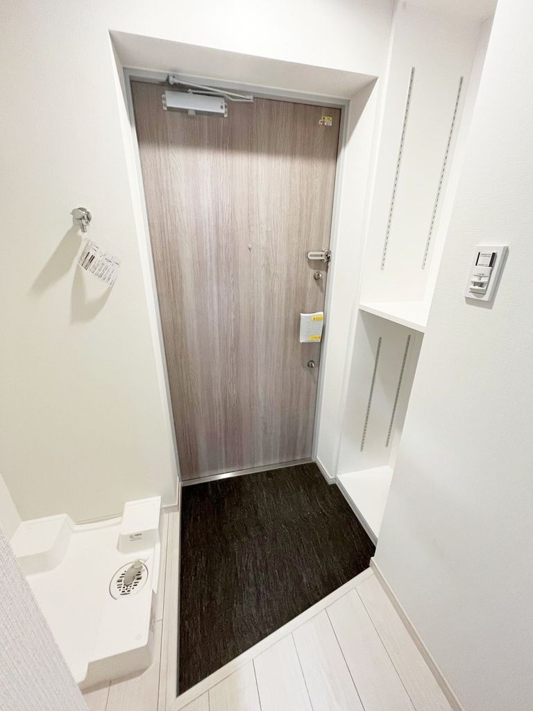 玄関　※別室写真参考※