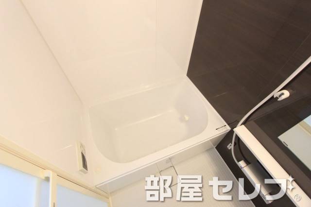 バス・シャワールーム　追焚き機能付きバス。（イメージ写真）