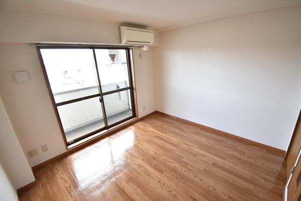 居室・リビング　同仕様写真