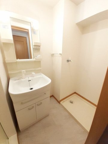 洗面設備　洗面所です