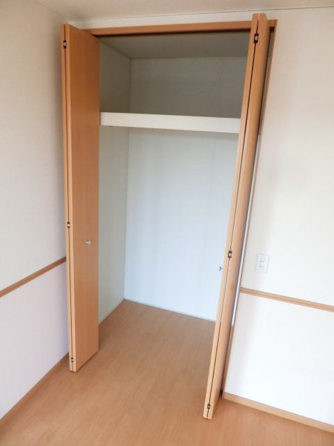 収納　クローゼット完備