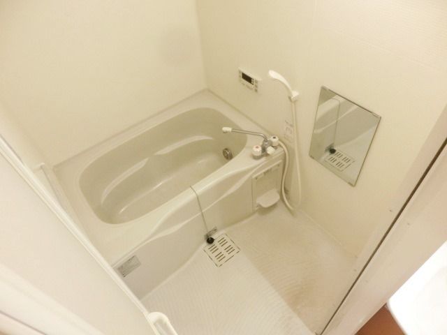 バス・シャワールーム　便利な追焚機能付き