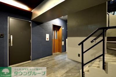 エントランス　リビング/居室