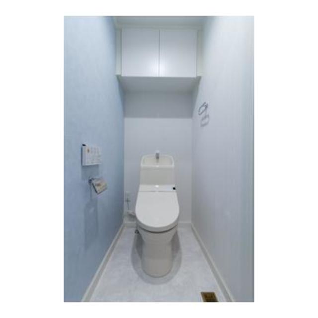 トイレ　※写真は同タイプ住戸です。
