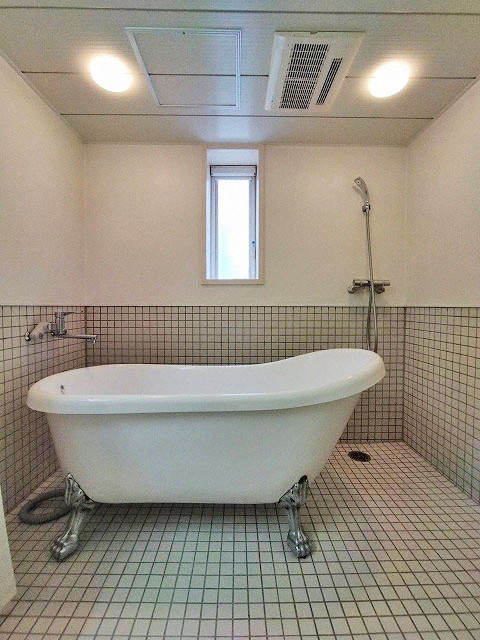 バス・シャワールーム