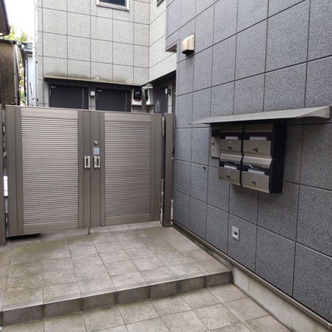 エントランス　毎日通るエントランス♪