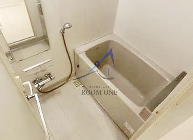 バス・シャワールーム　お風呂です。