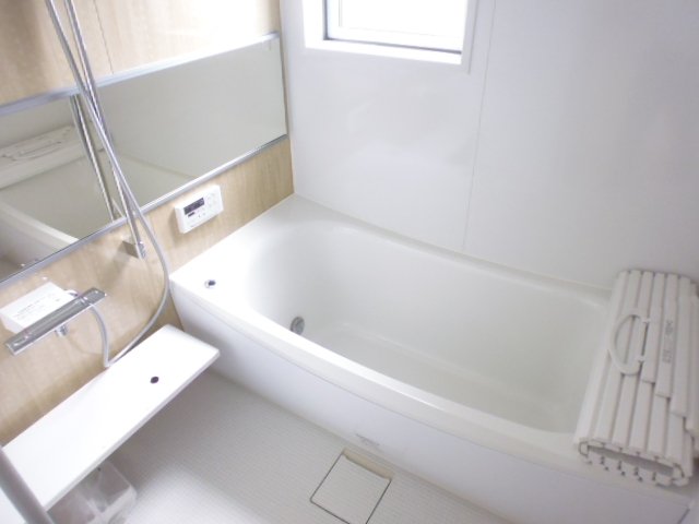 バス・シャワールーム　一坪風呂