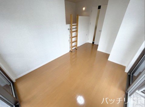 居室・リビング　写真は同タイプの別室参考写真になります。