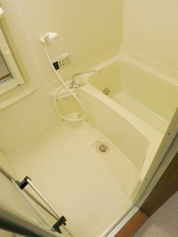 バス・シャワールーム　お風呂です
