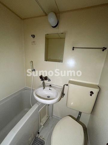 洗面設備　スペースが確保できる洗面所です