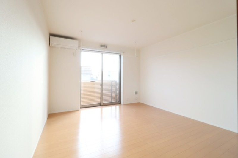 居室・リビング　図面と現状に相違がある場合には現状を優先．．．