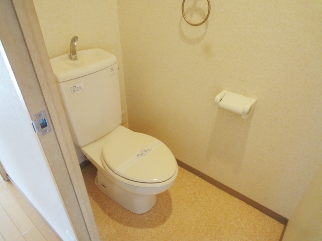 トイレ　同物件別号室