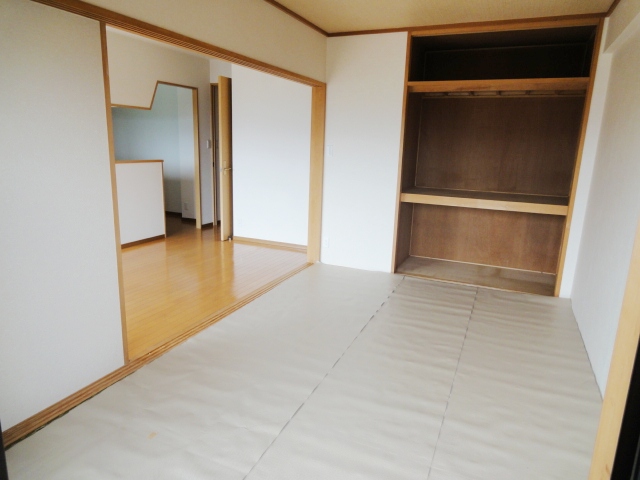 収納　同物件別号室