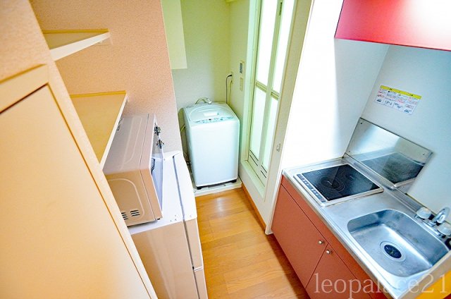 キッチン　備品や設備仕様は号室等により異なります現地をご確認下さい。