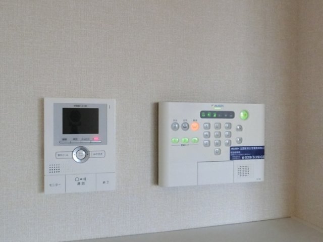 セキュリティ　ホームセキュリティとインターホン