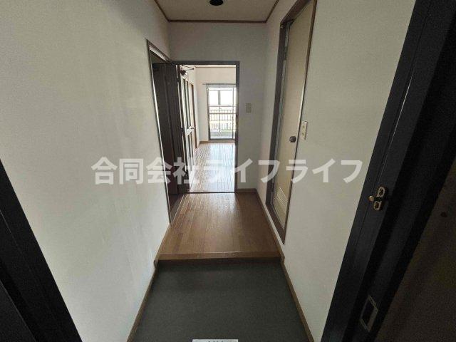 玄関　落ち着いた玄関です