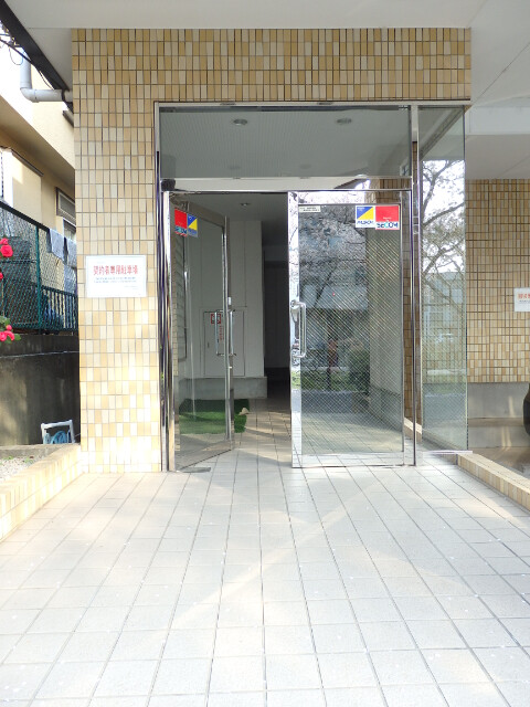 エントランス　エントランス