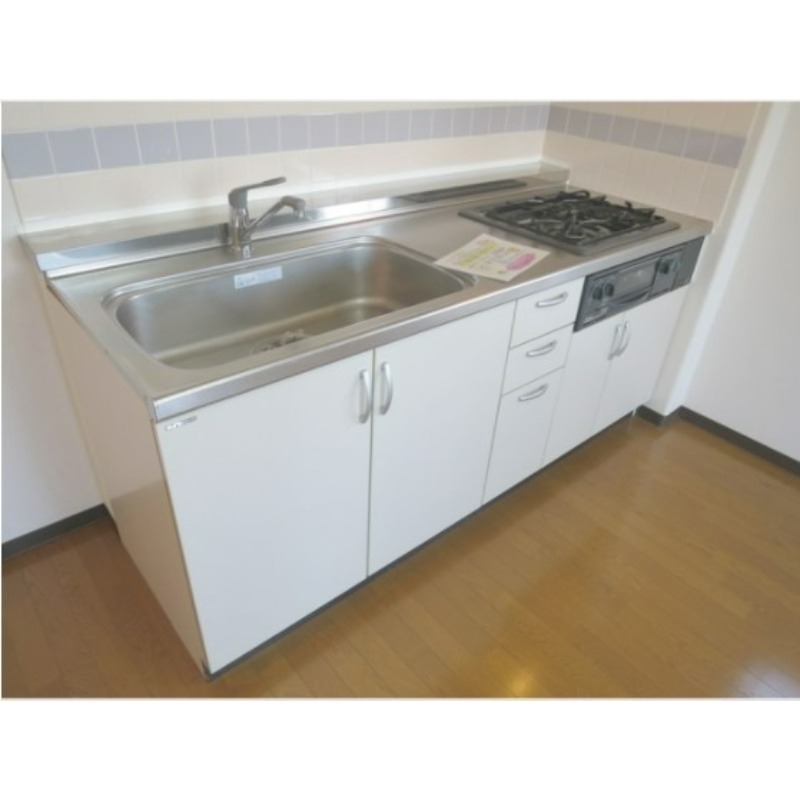 キッチン　３口ガスコンロ♪