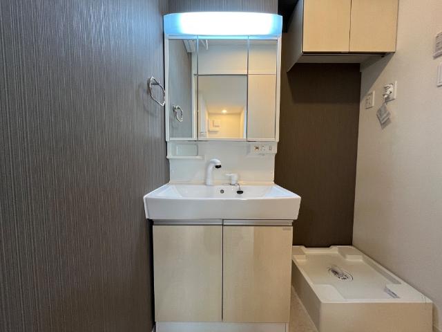 洗面設備　洗髪洗面化粧台