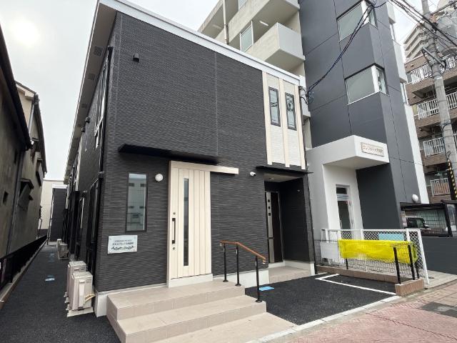 建物外観　外観写真（昼）